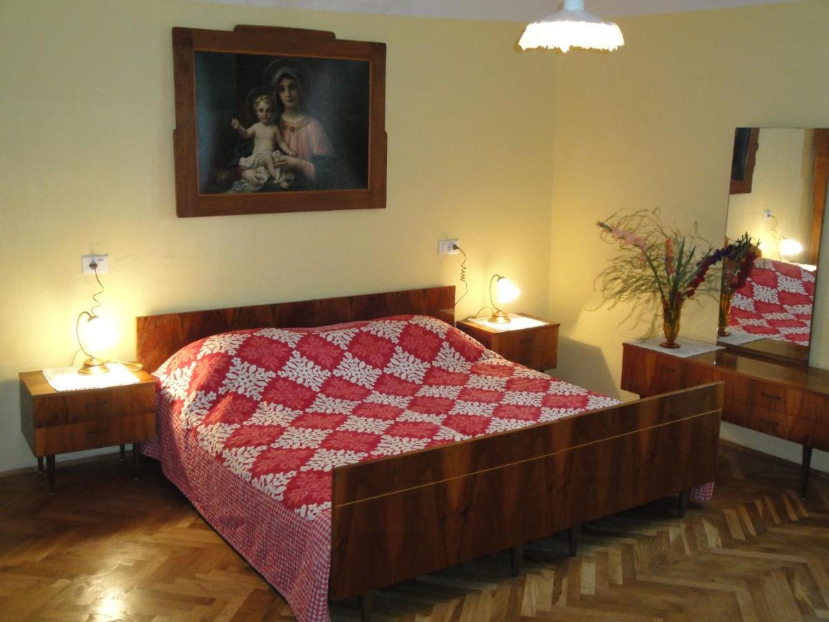 Authentic Traditional Soca Valley Home Kanal Exterior photo